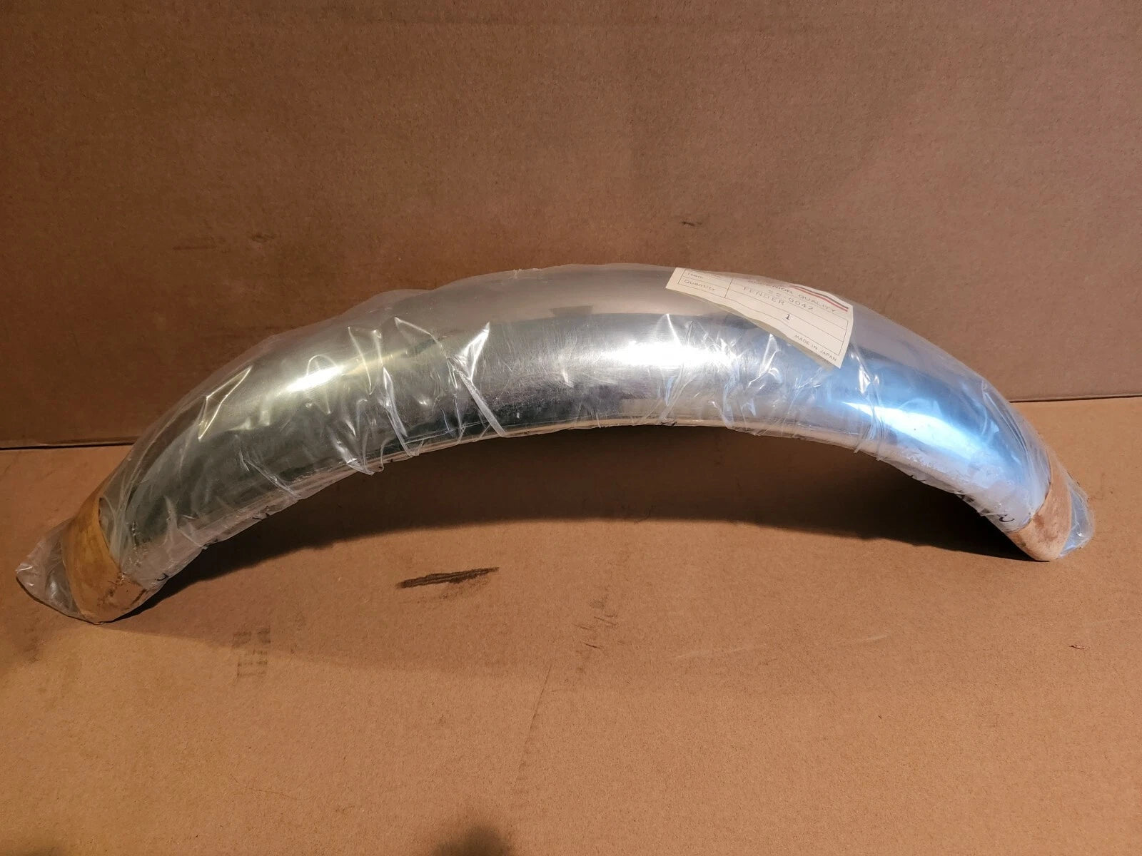 NOS SPECIAL SUPERIOR QUALITY FRONT FENDER VINTAGE AHARMA GREEVES HUSKY TS