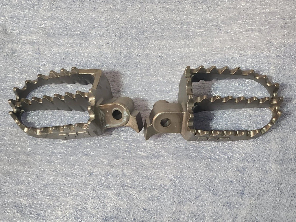 1973-1977 HONDA CR250 REAR MOUNT PFR FAT PEGS "IN STOCK" AHRMA