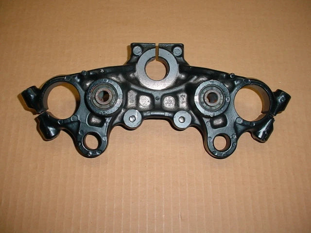1971 IT465H 1971 JT1 1972 JT2 JT2MX UPPER TRIPLE TREE CLAMP