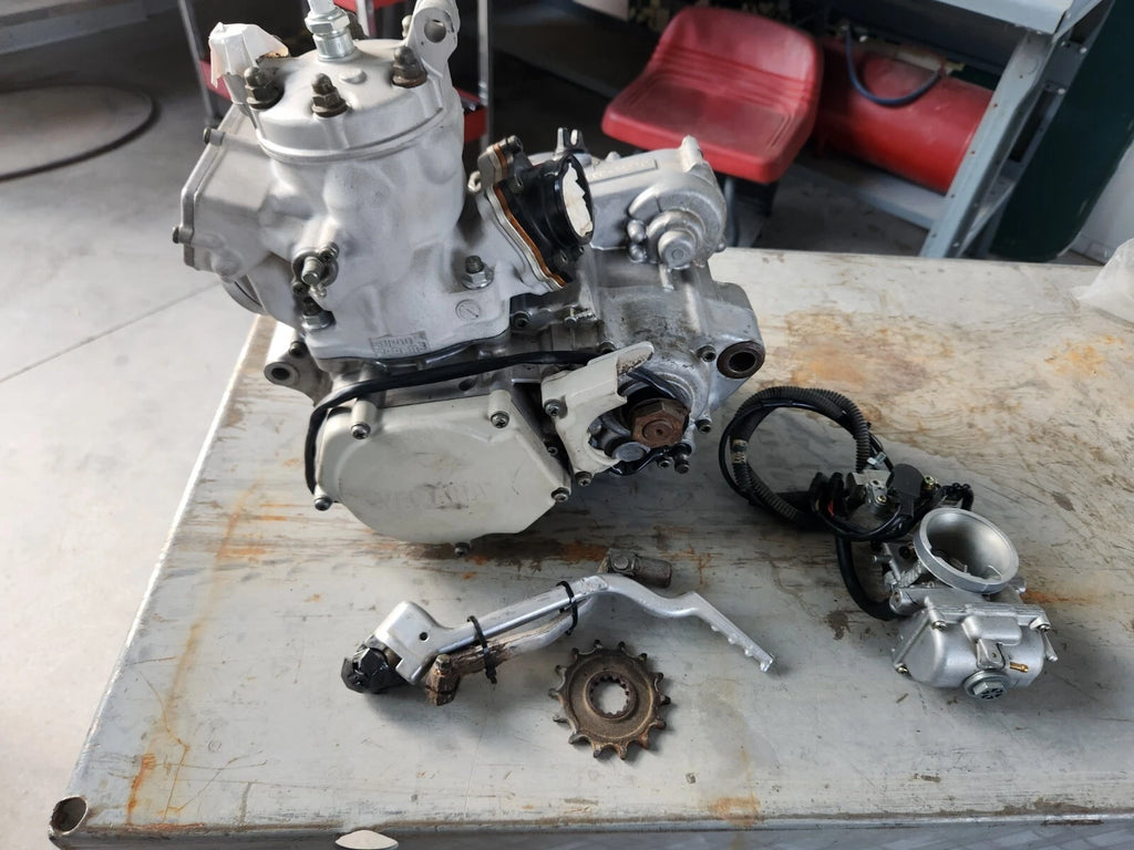 05-24 YZ250 COMPLETE REBUILT MOTOR ENGINE INC. CARB, KICKER,SHIFTER,STATOR,ROTOR