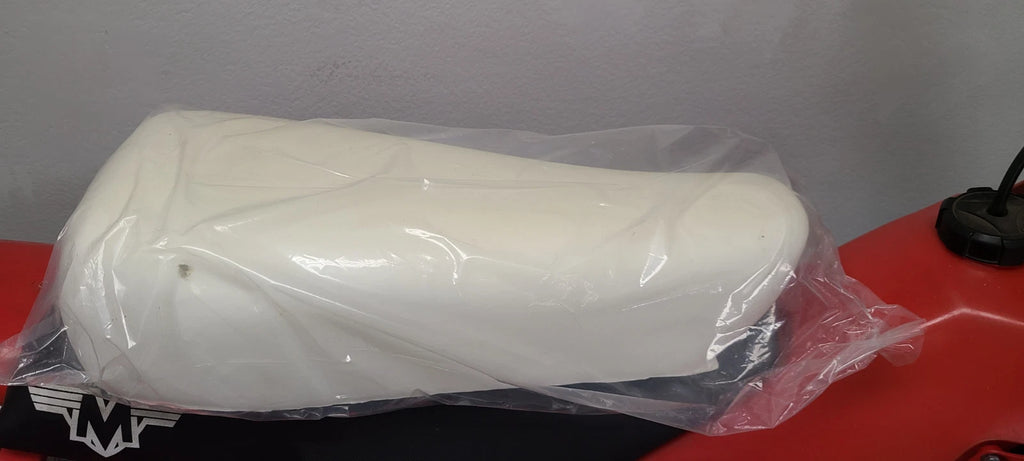 NEW 1975-1976 MAICO ONLY SEAT FOAM VINTAGE AHRMA SADDLEBACK CARLSBAD CALVMX
