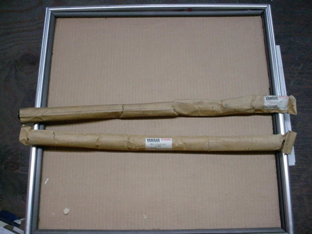 NOS 1978-1980 YZ125 FRONT FORK SPRINGS PAIR 3R3-23141-L0