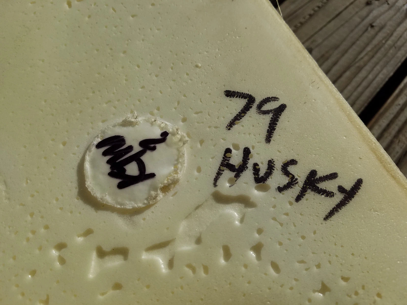 1979 HUSKY SEAT FOAM SADDLEBACK CARLSBAD CALVMX