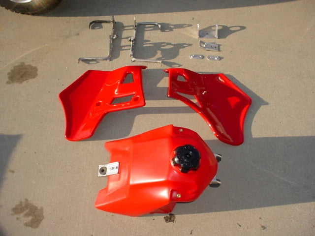 85 86 HONDA SHORT COURSE KIT, TANK, SHROUDS, FRAME MOUNTS, RADIATOR MOUNTS