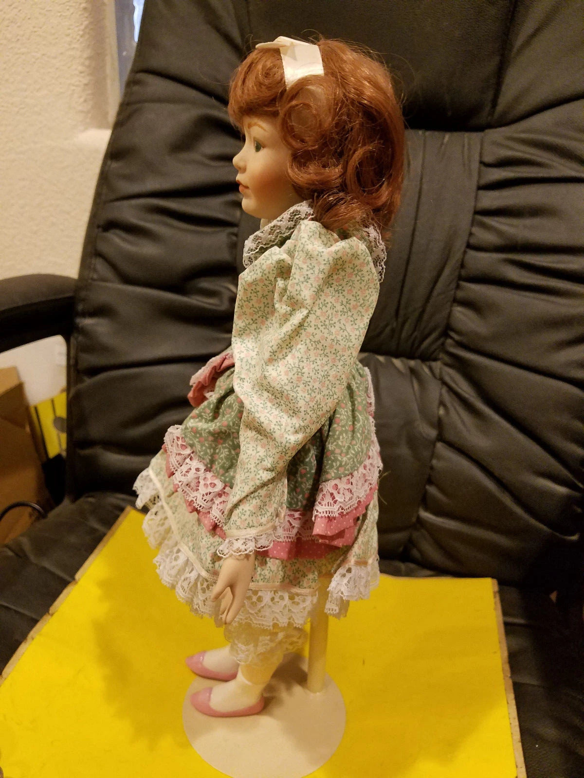 FRANKLIN MINT ULTIMATE HEIRLOOM COLLECTOR DOLL WITH ABC BOOK & WATERING POT