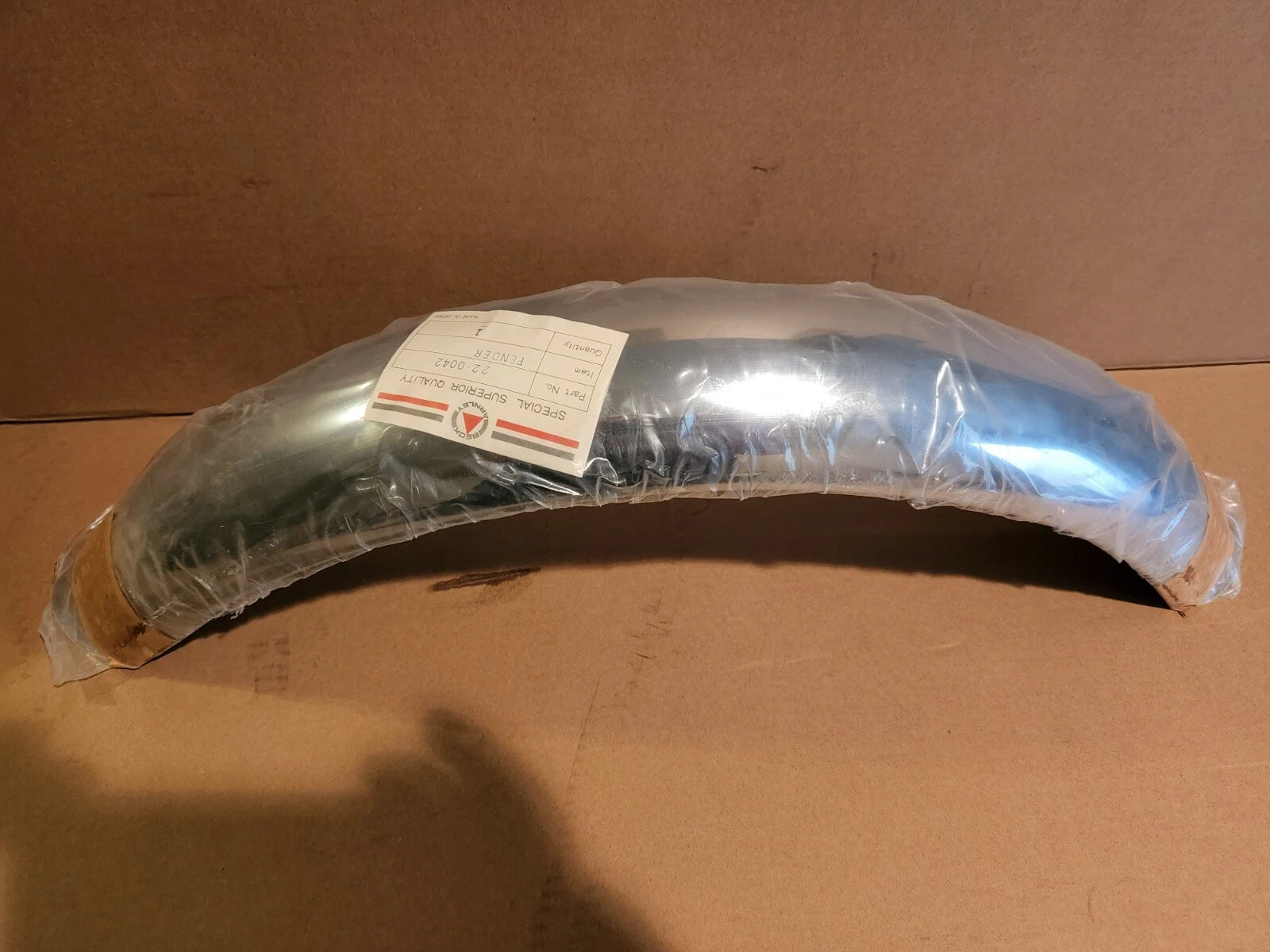 NOS SPECIAL SUPERIOR QUALITY FRONT FENDER VINTAGE AHARMA GREEVES HUSKY TS